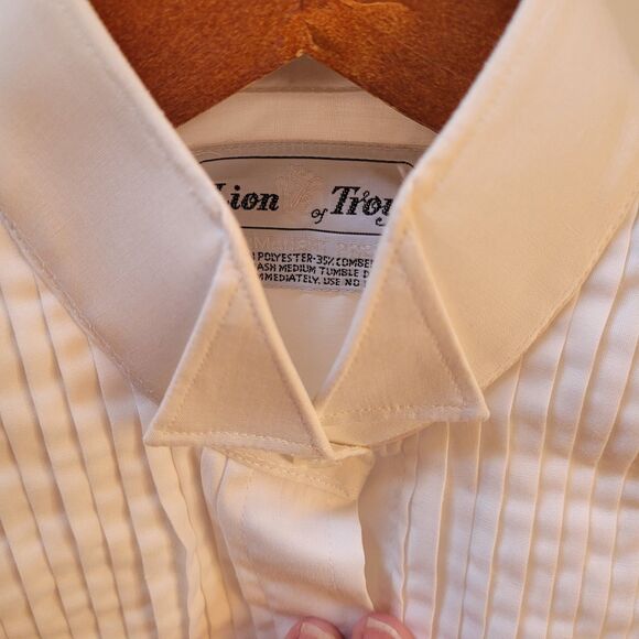 Lion Of Troy White Sewn Front Flat Ruffle Tuxedo Collar Lg Slv Size 4 - Picture 10 of 10